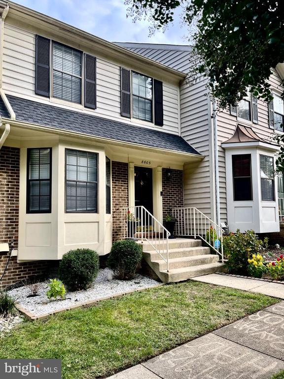 Building Photo - 8605 Pin Oak Dr Rental