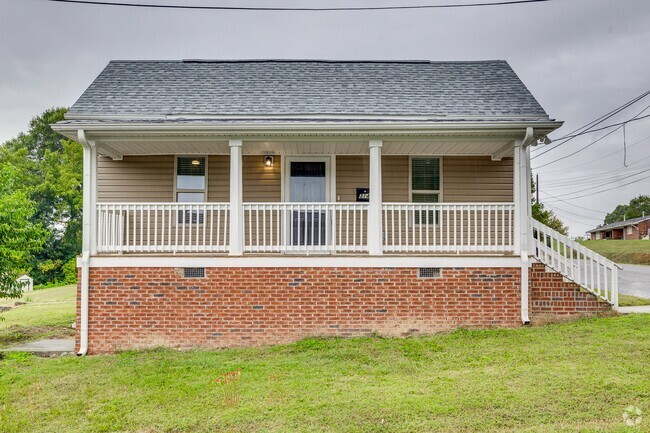 Building Photo - 314 S Government St Rental