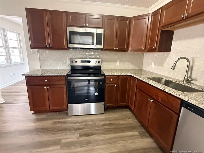 Photo - 671 Forest Dr