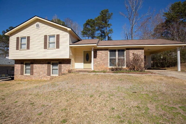 Building Photo - 4827 Sequoia Dr