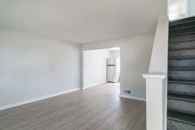 Photo - 124 Yorke St