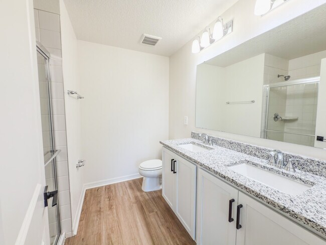 Photo - 9419 Westside Hls Dr