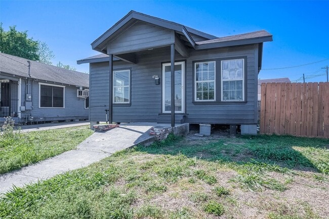 Building Photo - 4704 Farmer St Rental