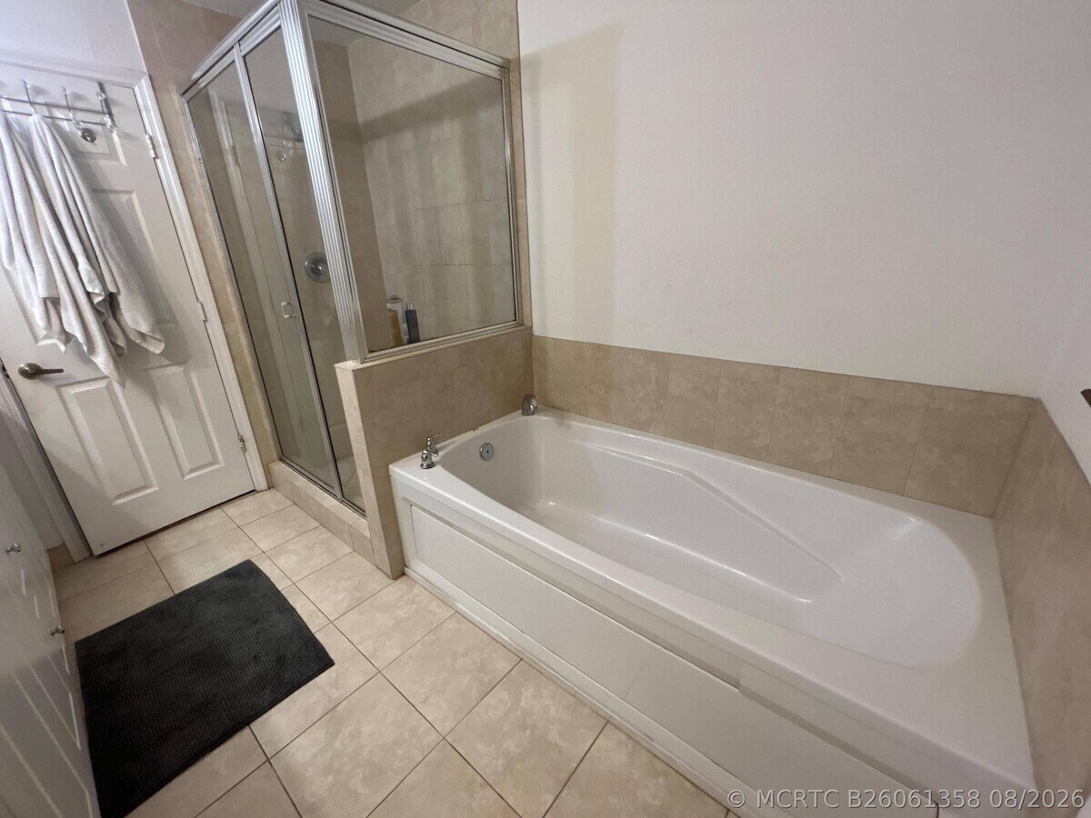 Photo - 238 SE 2nd Ave