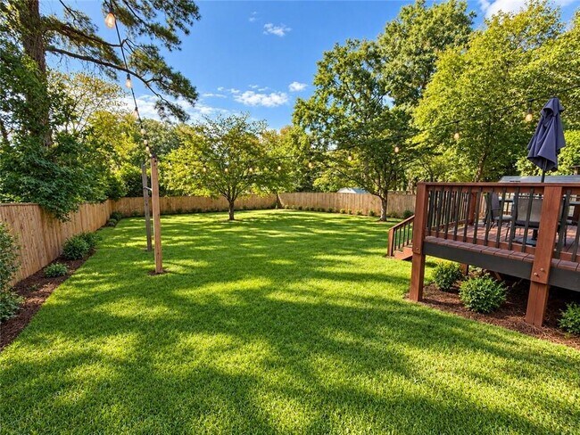 2503 Habersham Dr