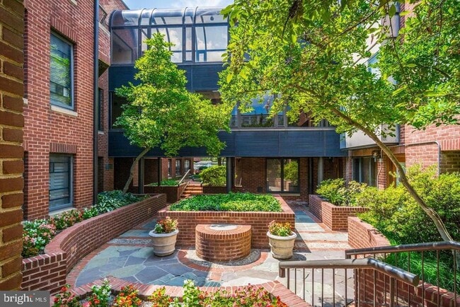 Photo - 1080 Wisconsin Ave NW Unit 501