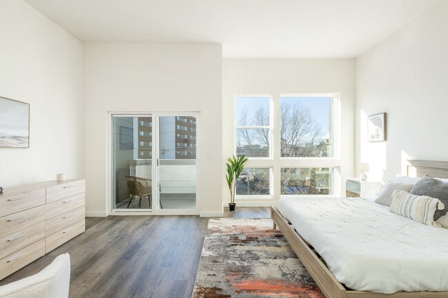 Photo - Germantown Row