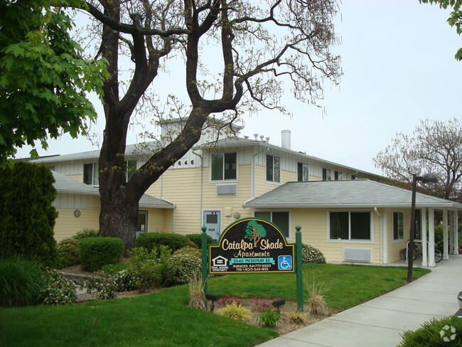 Building Photo - Catalpa Shade Apartments