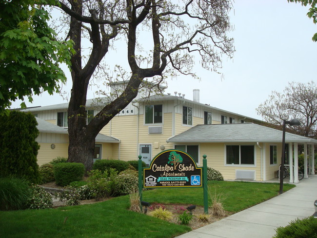 Building Photo - Catalpa Shade Rental