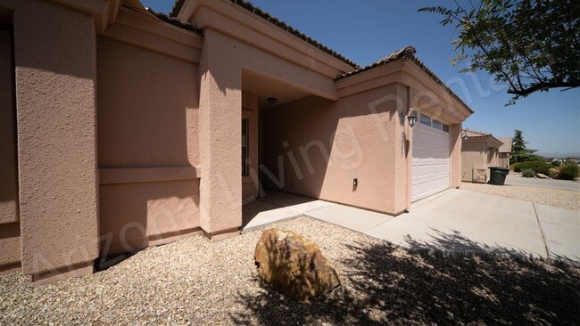 Photo - 2085 Alan Ladd Dr