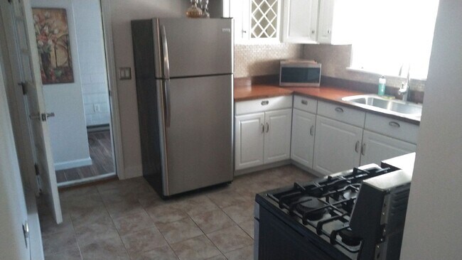 Photo - 152 Carver St Unidad Raynham Apartment