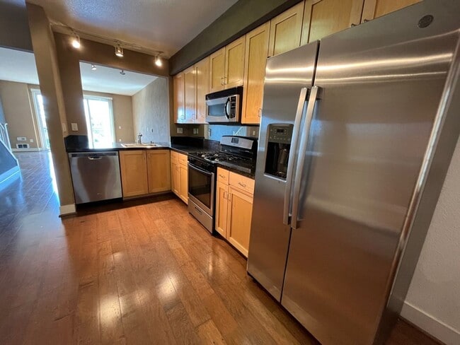 Photo - Two Story Two bedroom Unit Available Now at Bay Street Complex in Emeryville!!!