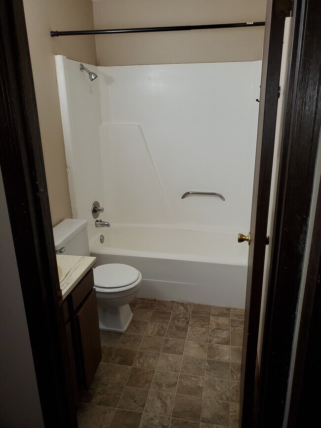 Photo - 2212 Piper Plz Unidad 3