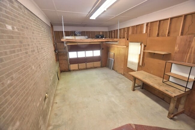 Photo - 1629 Bridgedale Dr