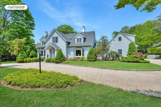 Photo - 35 Toylsome Ln