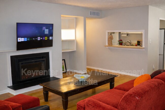 Photo - 1400 Summit N Dr