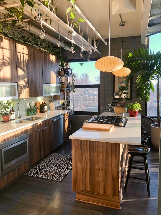 Photo - 360 W 300 S Unit Eclectic Downtown Condo