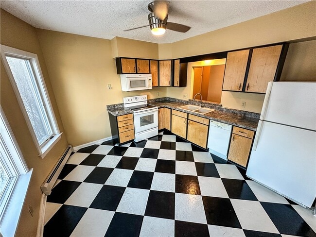 Photo - 113 Comfort St