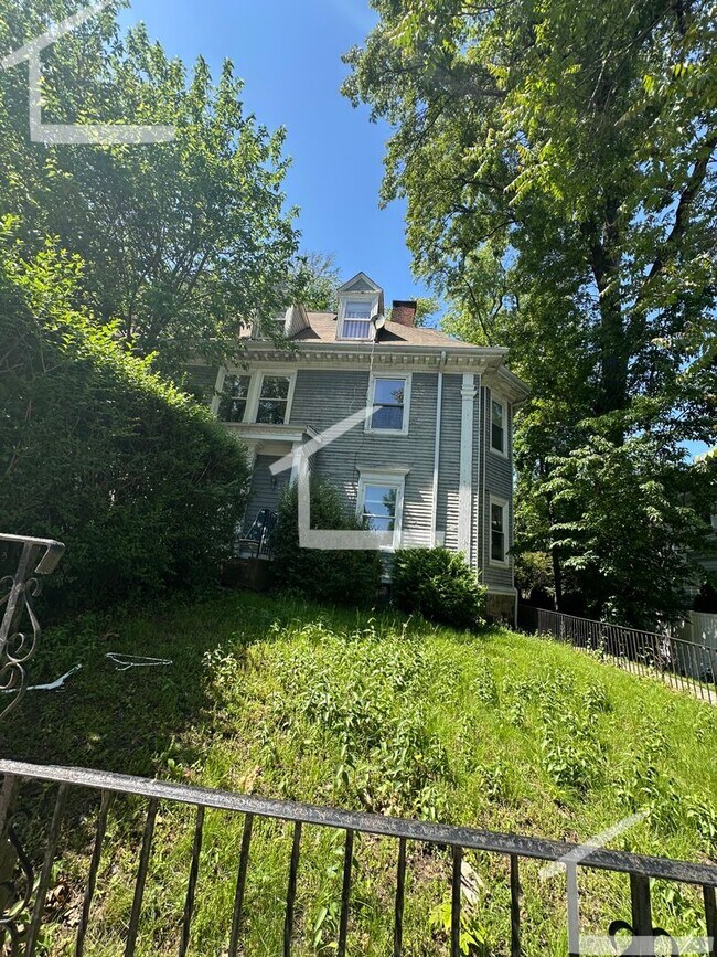Photo - Entire House for Rent, Central heat/AC, Laundry Porch Backyard. Cleveland Circle Area of Brighton...