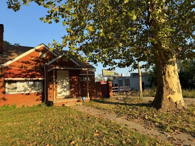 Photo - 15318 Whitcomb