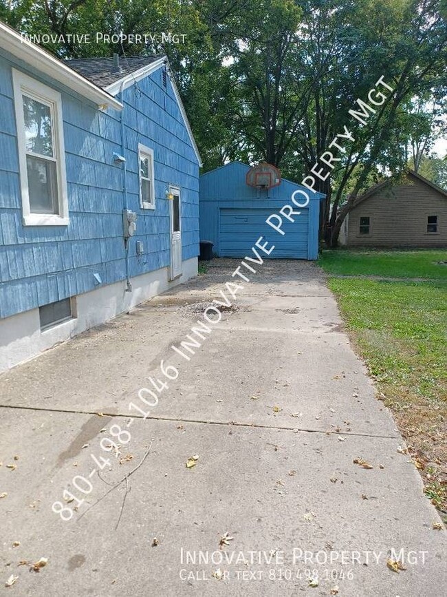 Photo - Burton ranch 3 bed 1 bath, hardwood floors...