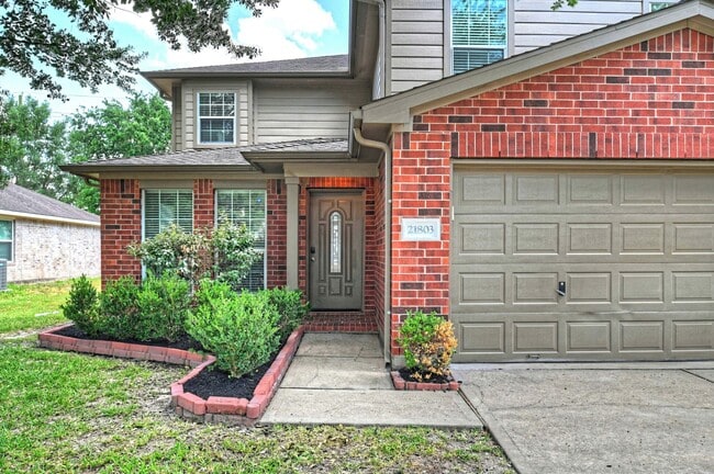 Photo - 21803 Manor Ct Dr