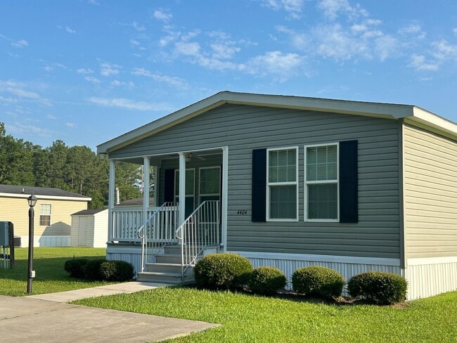 Photo - AVAILABLE JANUARY!!