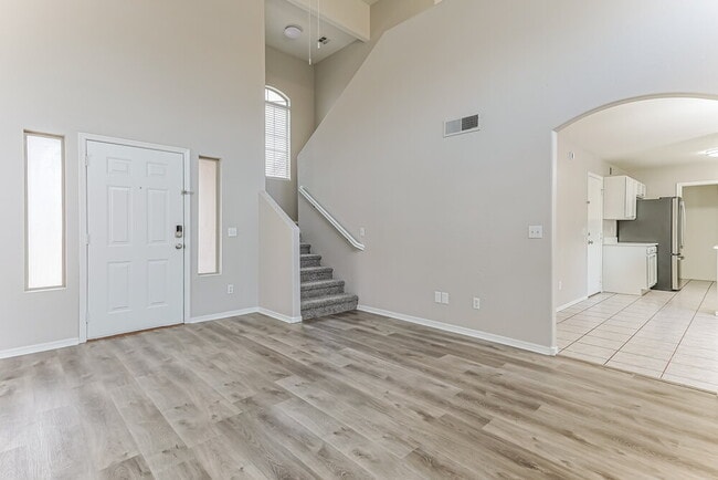 Photo - 8802 E University Dr