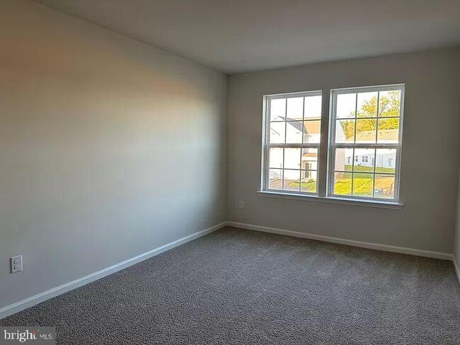Photo - 1268 Martin Rd