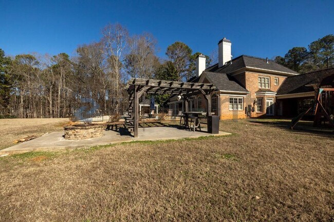 Photo - 2801 Spreading Oaks Dr NW