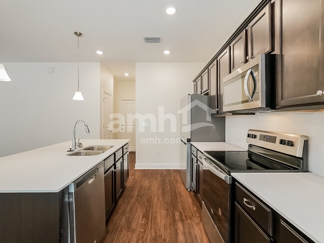 Photo - 29566 Cedar Waxwing Dr