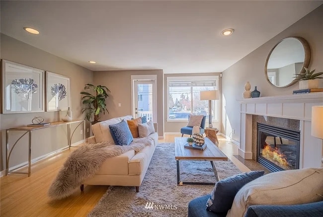 Photo - 8560 Mary Ave NW