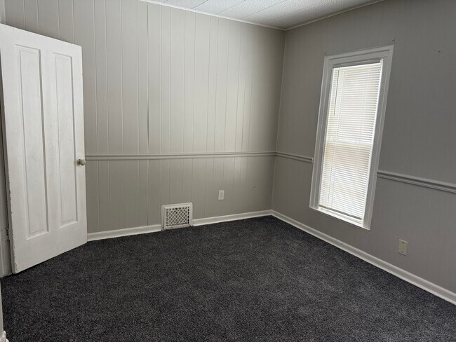 Photo - 2 Bed/1 Bath - Unit 516O Unidad 516O