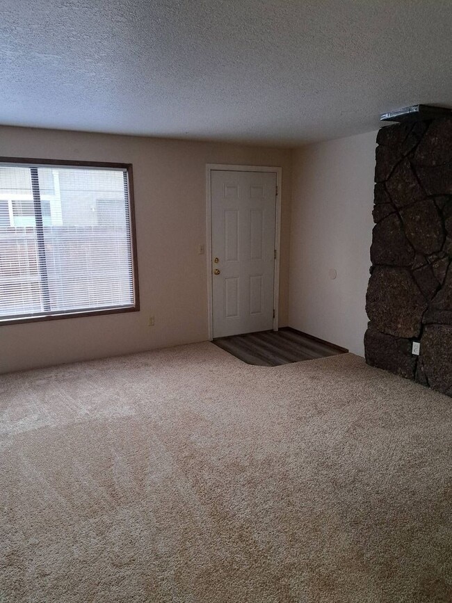 Photo - 1826 NE Wichita Way Unidad 1828