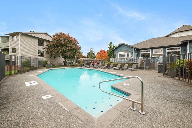 Photo - Redmond Hill