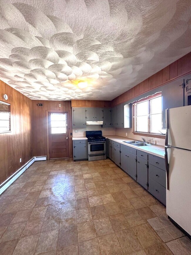 Photo - 2 Terino Dr Unit 1R