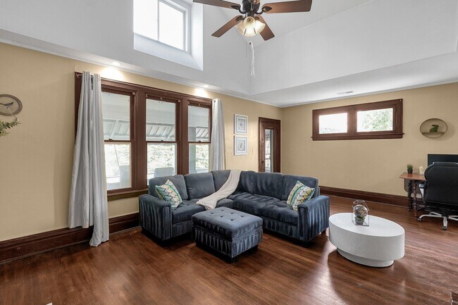 Photo - 366 Berkeley Rd