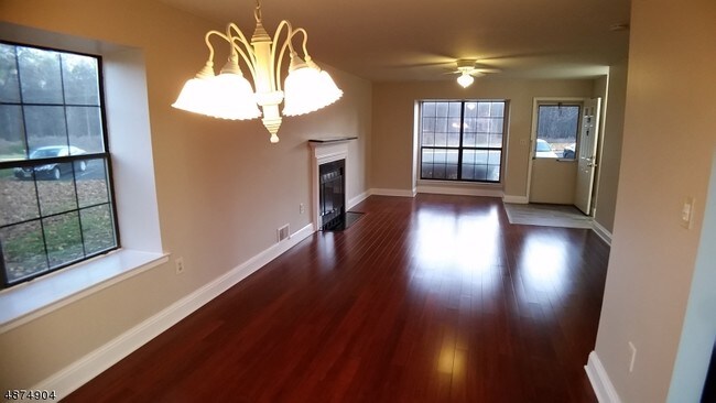 Photo - 339 Penns Way