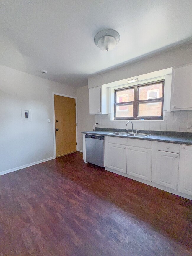 Photo - 9012 Lamon Ave Unit 2
