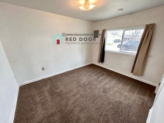 Photo - 2222 8th Ave S Unidad 2222 1/2 8th Ave S