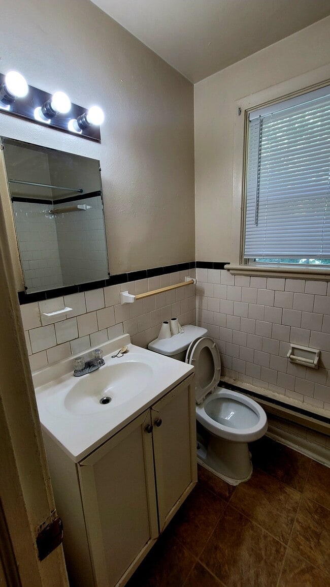 2605 5th Ave Unit 6