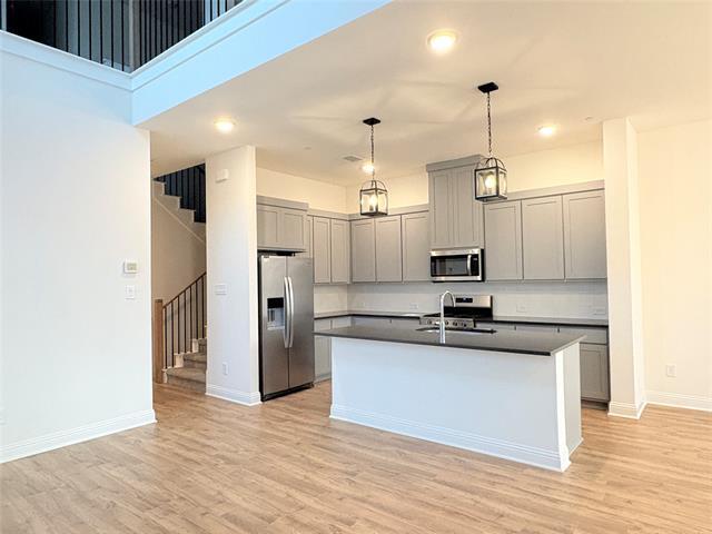 Photo - 2528 Brunswick Wy