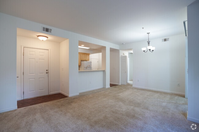 2BR, 2BA - 3A - Living Room