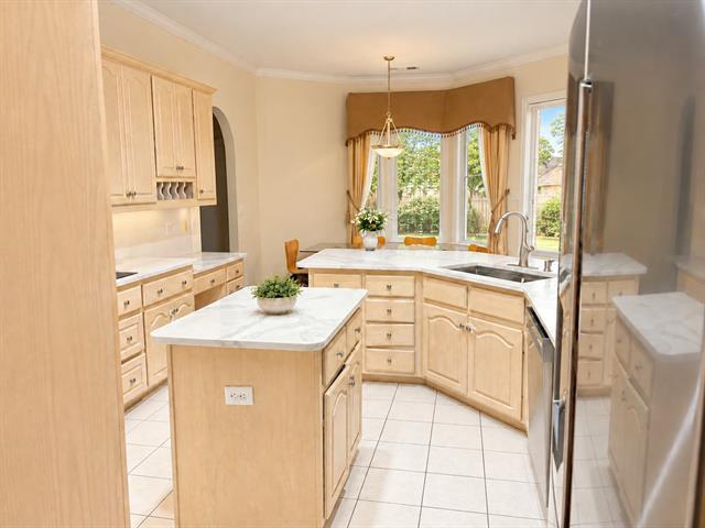 902 Horseshoe Bend