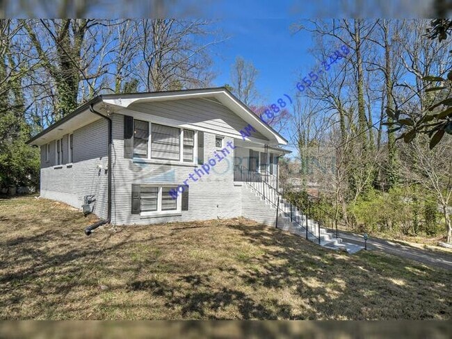 Photo - Beautiful 4 beds 2.5 baths in Atlanta