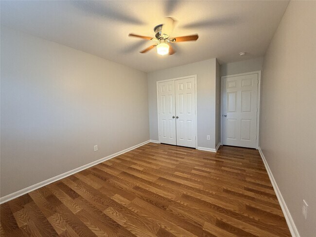 Photo - 6407 Waldron Dr Unidad A