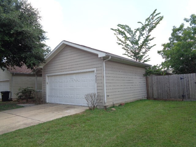 Photo - 10223 Checkerberry Park Ln