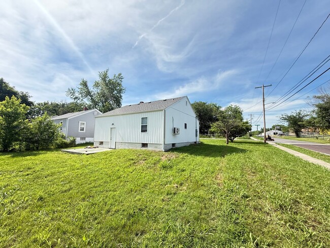 Photo - 2 Bed 1 Bath Springfield, MO