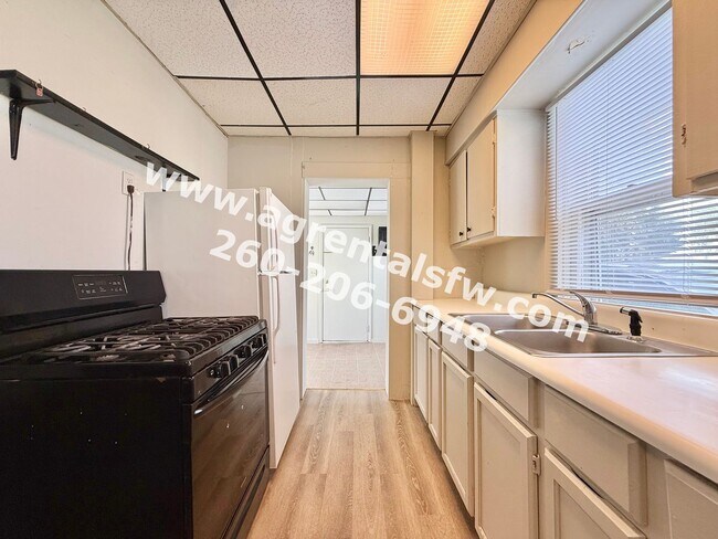 Photo - 2828 Raymond St Unit #2