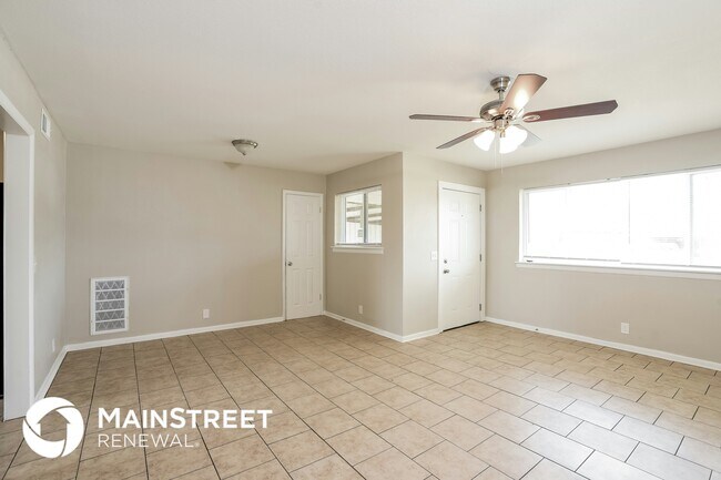 Photo - 2642 SW 61st St